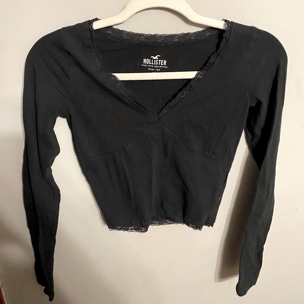 Hollister laced crop top!